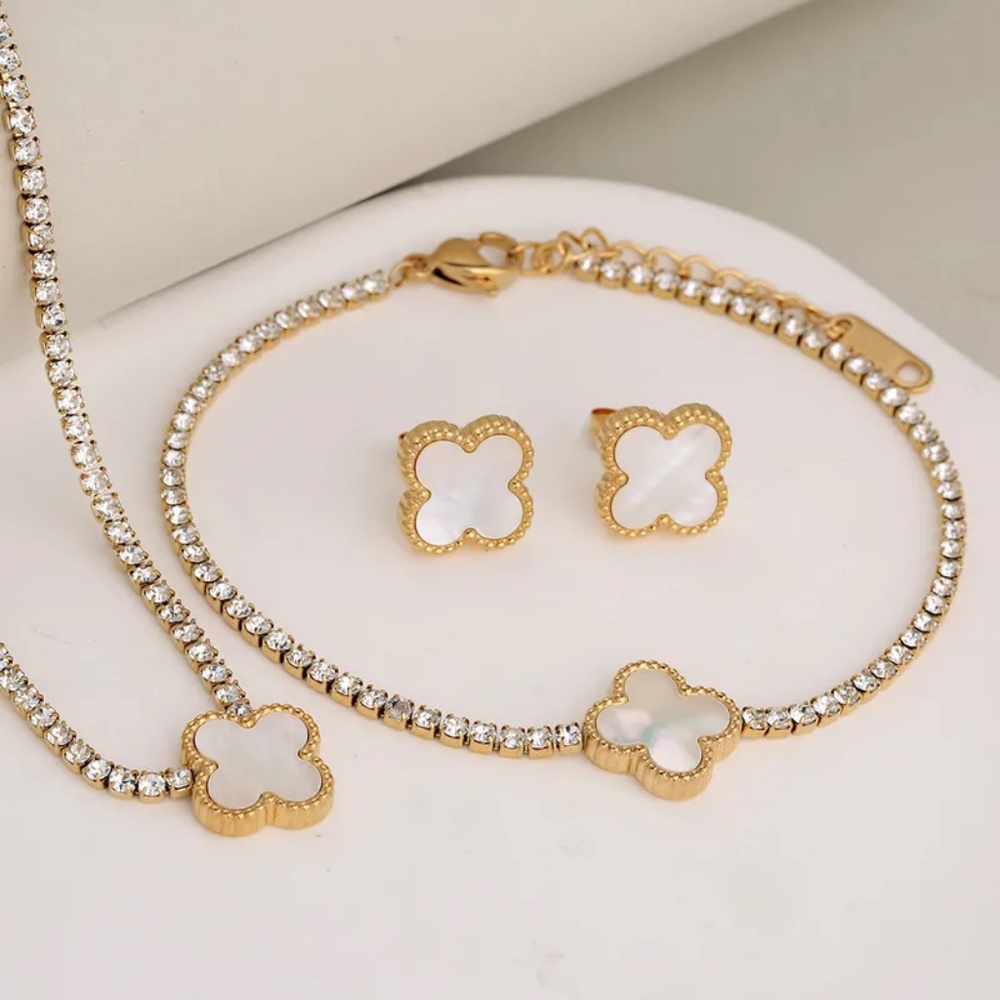 Mother of Pearl Clover 18K G.P Set (Watch The Video to see the actual Beauty)